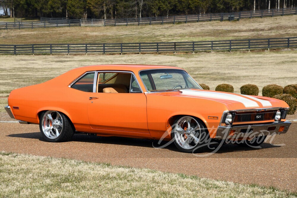 1971 CHEVROLET NOVA CUSTOM COUPE - Front 3/4 - 256956