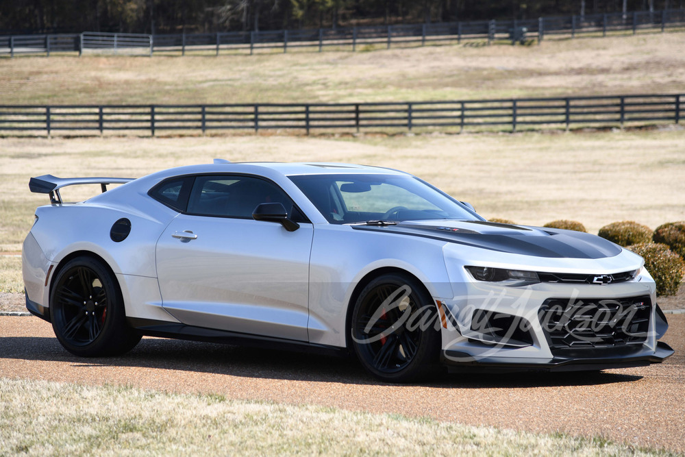 2018 CHEVROLET CAMARO ZL1 - Front 3/4 - 256967