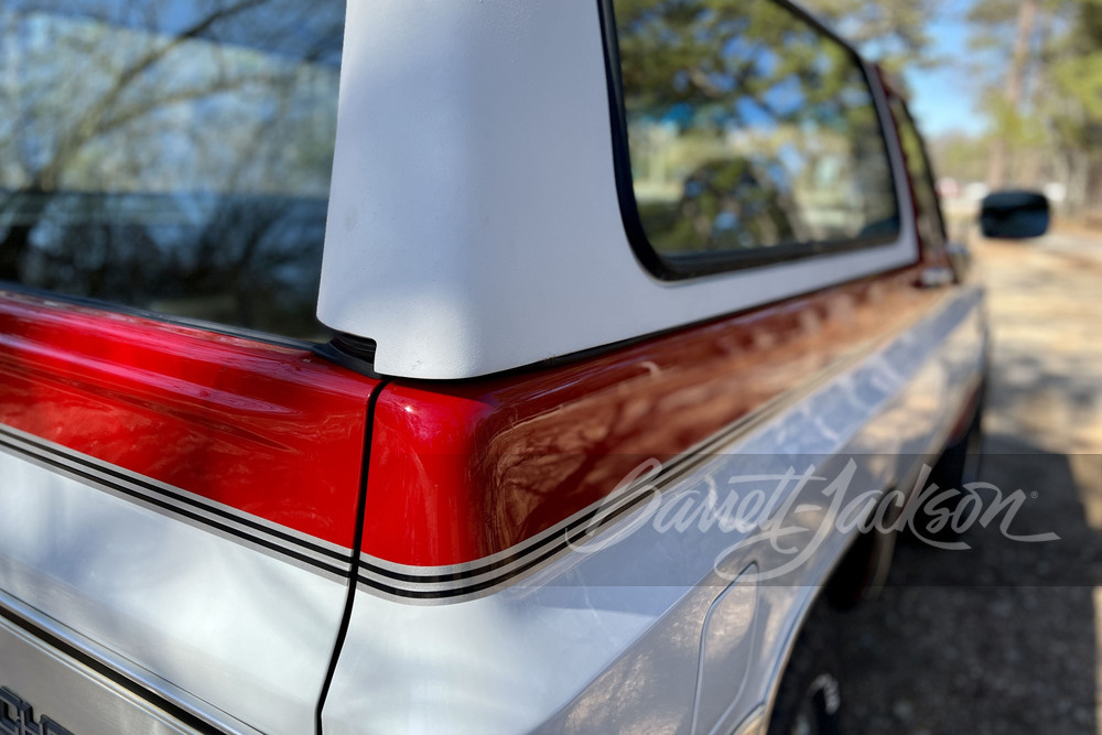 1989 CHEVROLET K5 BLAZER - Side Profile - 257182