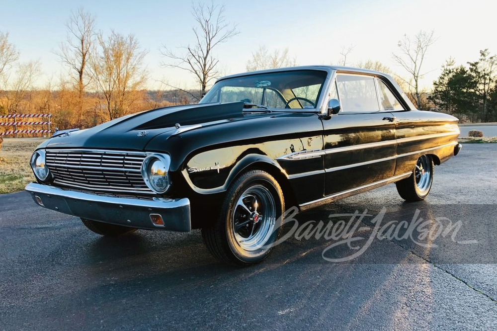 1963 FORD FALCON SPRINT - Front 3/4 - 257483