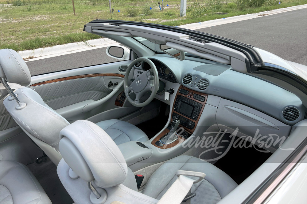 2004 MERCEDES-BENZ CLK500 CABRIOLET - Interior - 257595