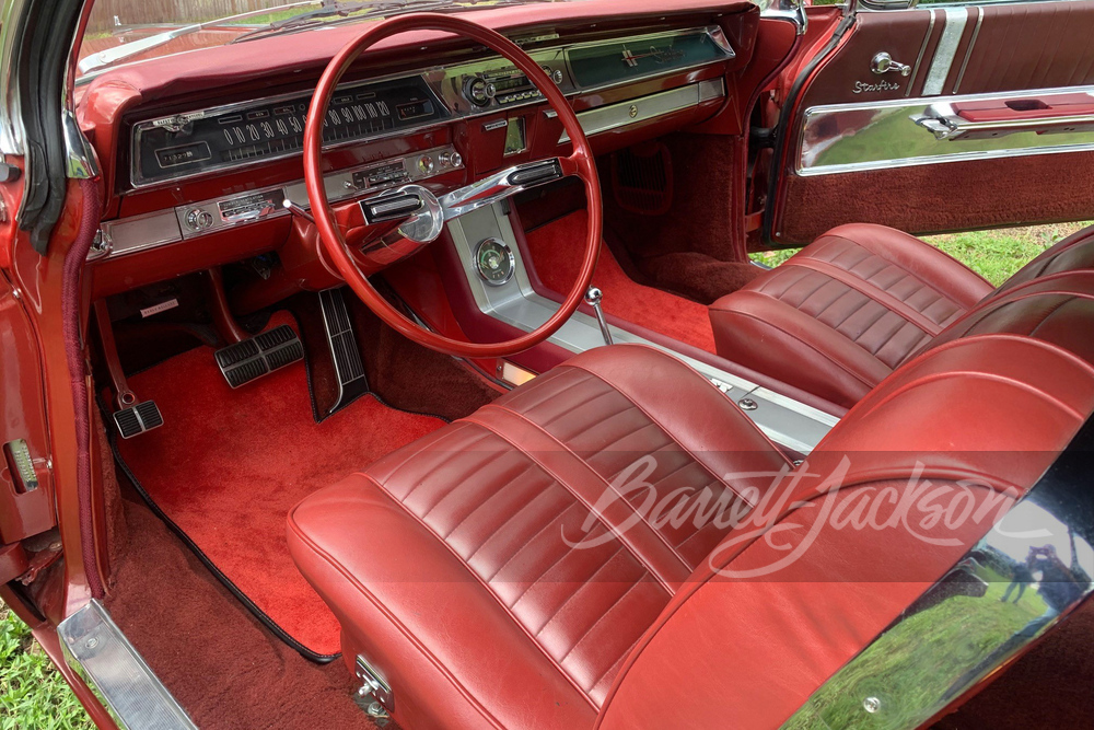 1962 OLDSMOBILE STARFIRE CONVERTIBLE - Interior - 257624