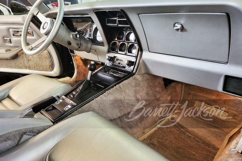 1978 CHEVROLET CORVETTE L82 INDY PACE CAR - Interior - 257629