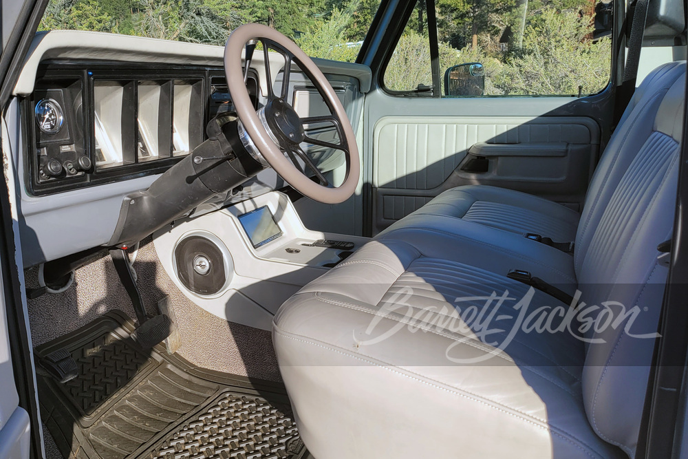 1979 FORD F-100 CUSTOM PICKUP - Interior - 257766