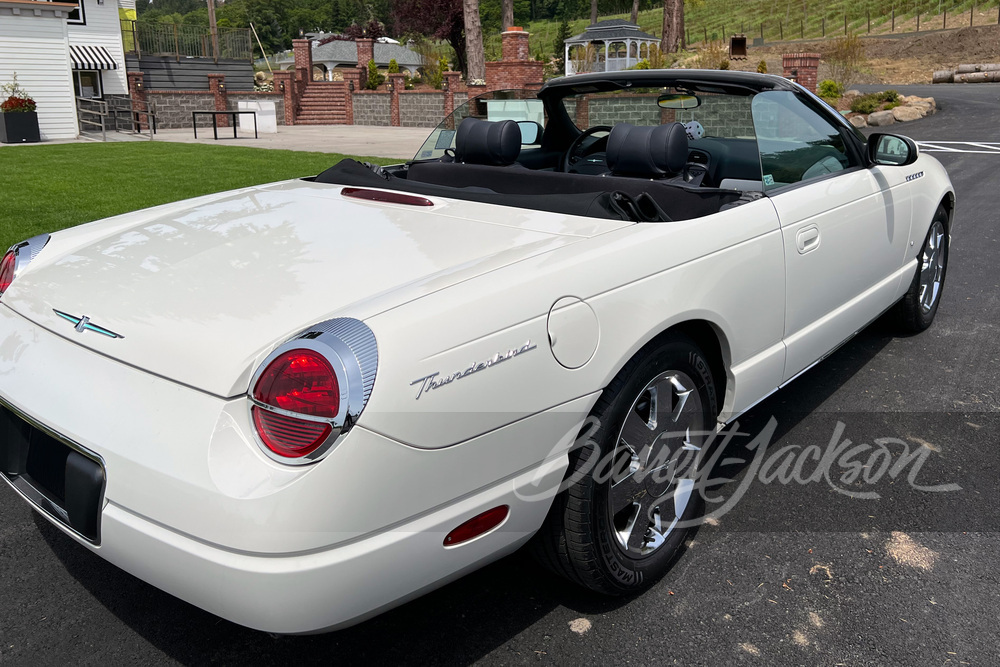 2003 FORD THUNDERBIRD CONVERTIBLE - Rear 3/4 - 258647
