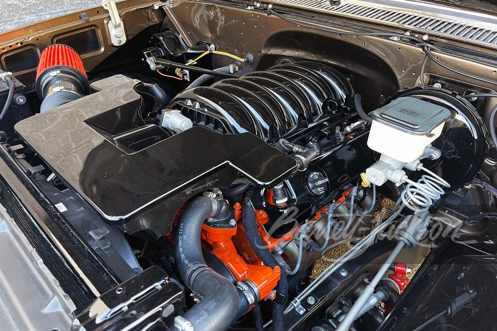 1982 CHEVROLET C10 CUSTOM PICKUP - Engine - 258696