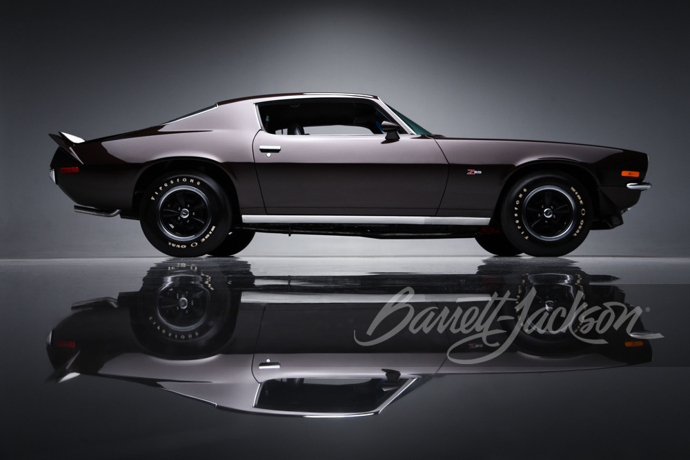 1972 CHEVROLET CAMARO Z/28 COUPE - Side Profile - 258721