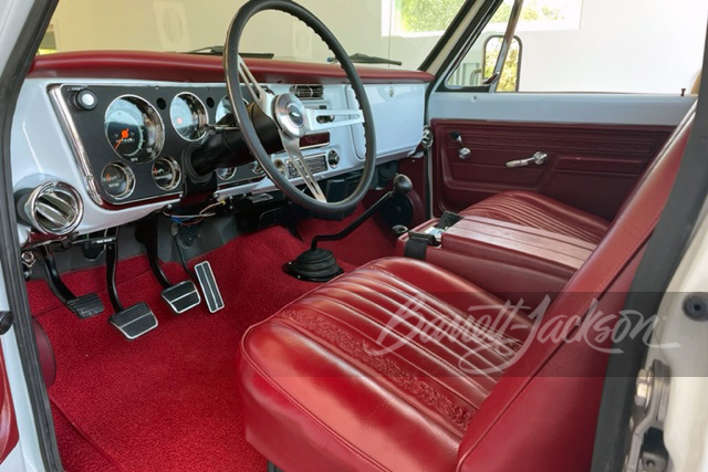 1972 CHEVROLET K10 CUSTOM PICKUP - Interior - 258915