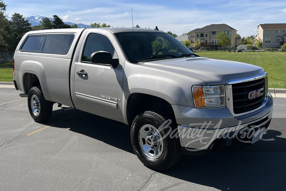 2007 GMC SIERRA 2500 PICKUP - Front 3/4 - 258920