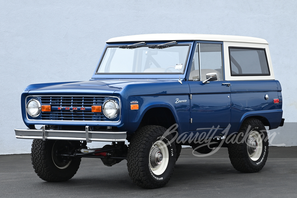 1971 FORD BRONCO CUSTOM SUV - Front 3/4 - 258961