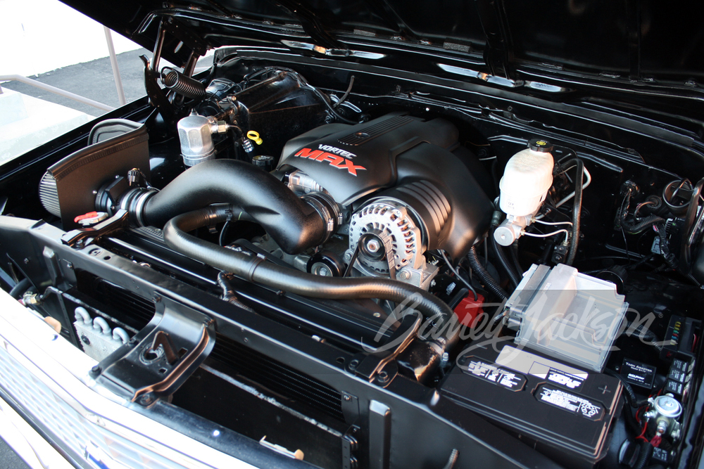 1972 CHEVROLET K10 CUSTOM PICKUP - Engine - 258992