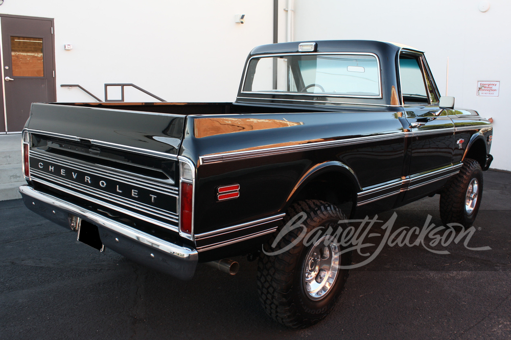1972 CHEVROLET K10 CUSTOM PICKUP - Rear 3/4 - 258992