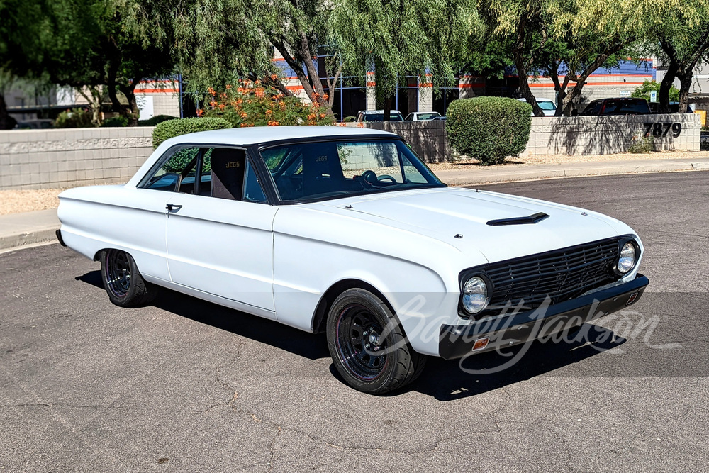 1963 FORD FALCON FUTURA SPRINT CUSTOM - Front 3/4 - 259240