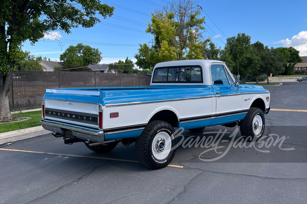 1972 CHEVROLET C10 CUSTOM DELUXE PICKUP - Rear 3/4 - 259294