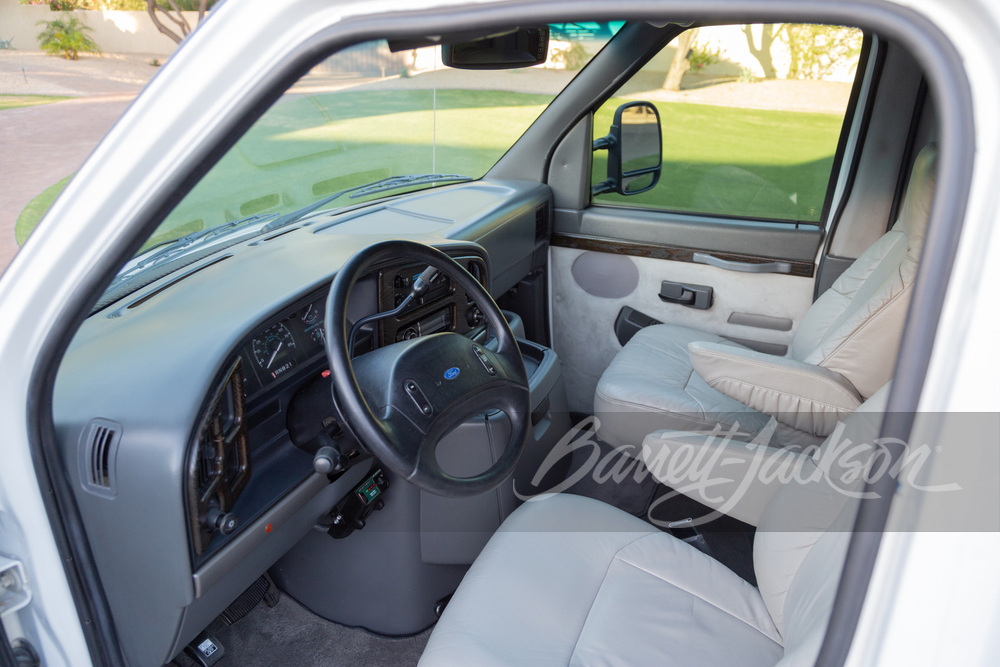 1994 FORD E-350 CUSTOM CONVERSION VAN - Interior - 260069