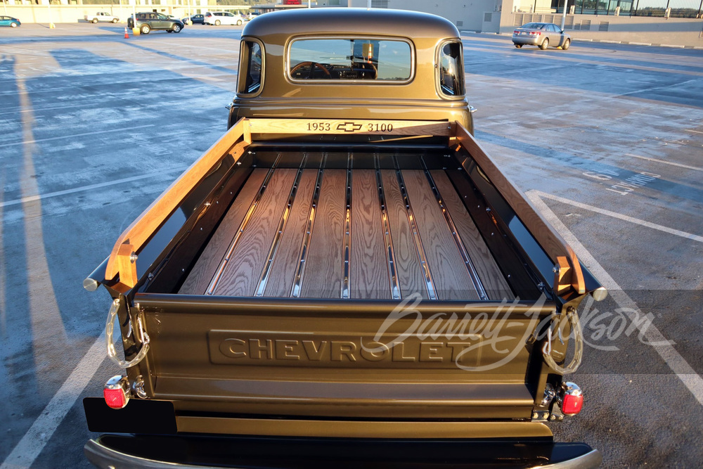 1953 CHEVROLET 3100 CUSTOM PICKUP - Rear 3/4 - 260108