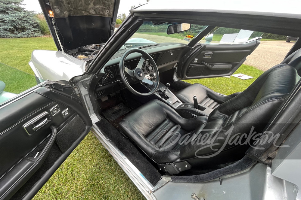 1979 CHEVROLET CORVETTE L82 - Interior - 260124
