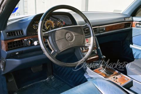 1987 MERCEDES-BENZ 560SEC - Interior - 260164