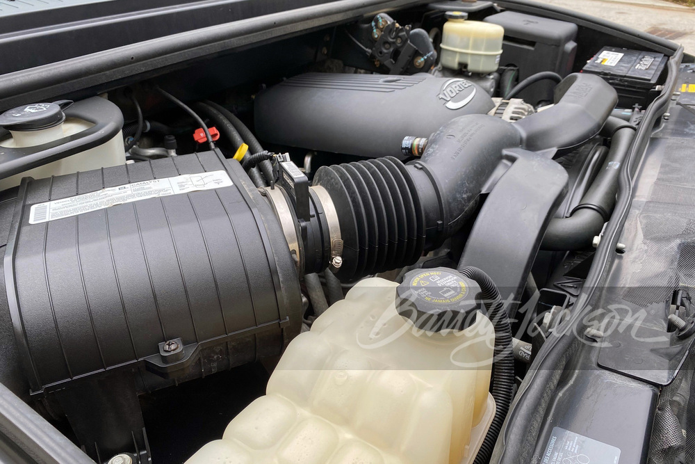 2005 HUMMER H2 CUSTOM SUV - Engine - 260240