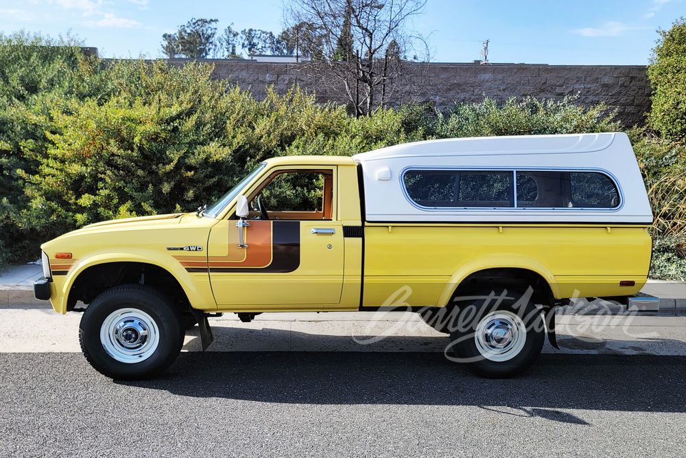 1979 TOYOTA PICKUP - Side Profile - 260308