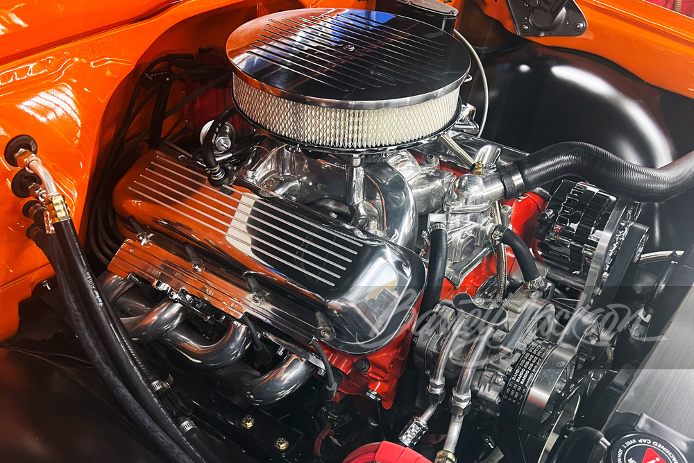 1971 CHEVROLET C10 SUPER CHEYENNE CUSTOM PICKUP - Engine - 260314