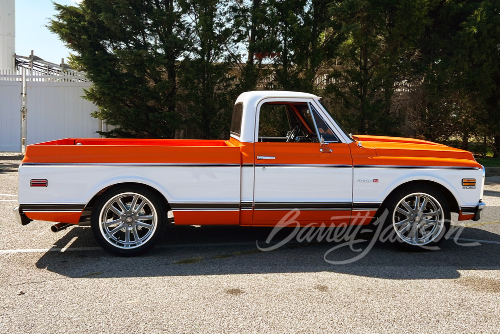 1971 CHEVROLET C10 SUPER CHEYENNE CUSTOM PICKUP - Side Profile - 260314