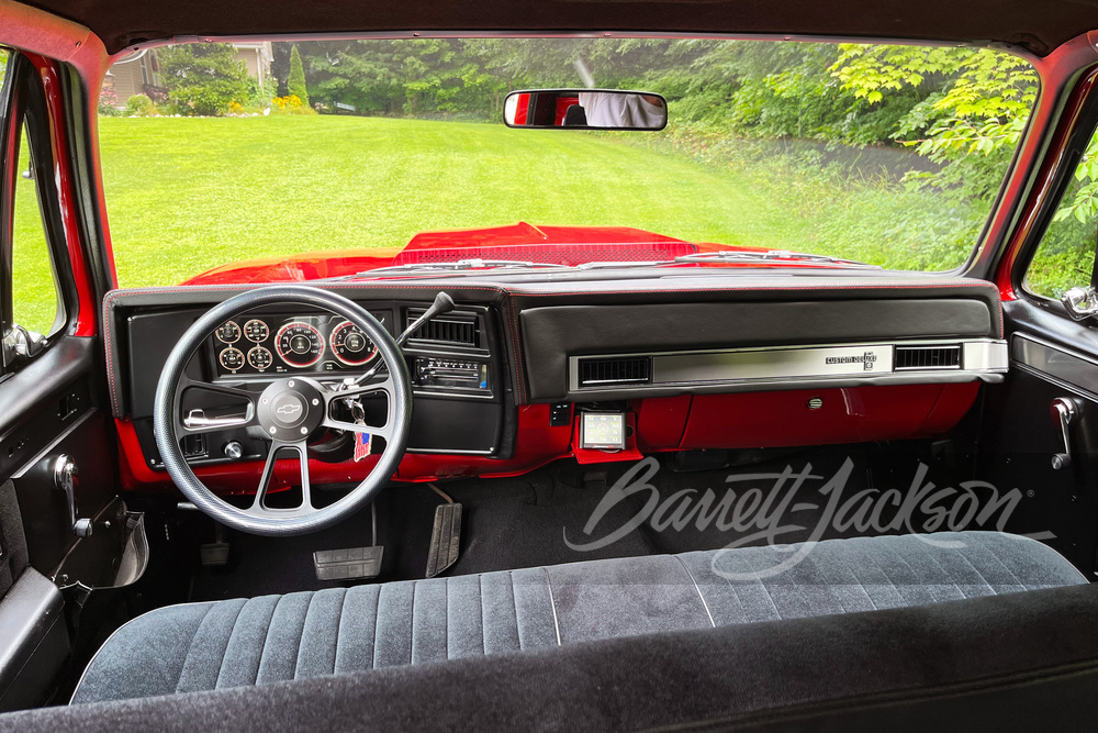 1990 CHEVROLET 3500 CUSTOM PICKUP - Interior - 260335