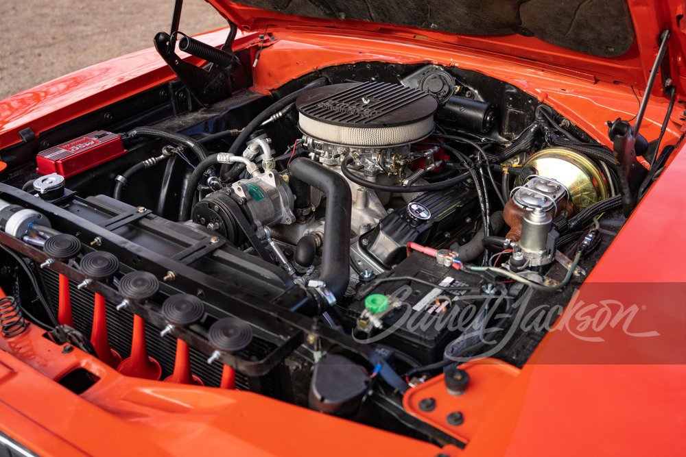 1969 DODGE CHARGER GENERAL LEE "DUKES OF HAZZARD" RE-CREATION - Engine - 260389