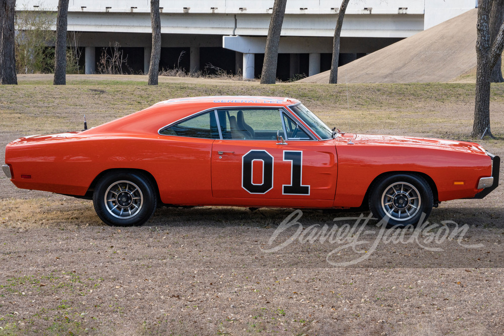 1969 DODGE CHARGER GENERAL LEE "DUKES OF HAZZARD" RE-CREATION - Side Profile - 260389