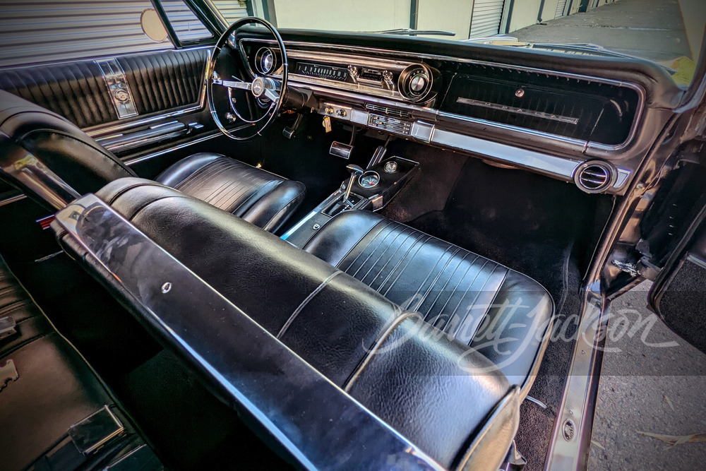 1965 CHEVROLET IMPALA SS CUSTOM HARDTOP - Interior - 260454