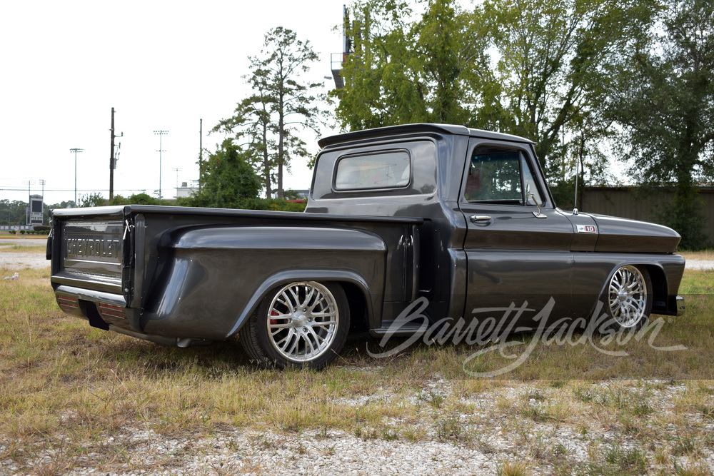 1965 CHEVROLET C10 CUSTOM PICKUP - Rear 3/4 - 260497