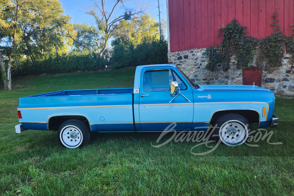 1977 CHEVROLET C10 PICKUP - Side Profile - 260553