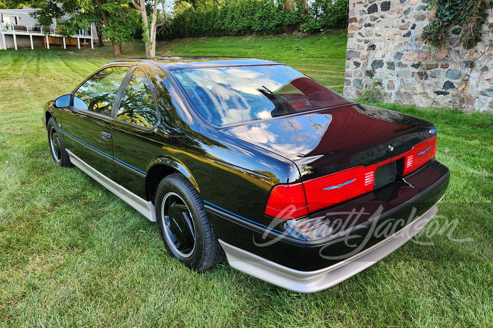 1990 FORD THUNDERBIRD 35TH ANNIVERSARY SC COUPE - Rear 3/4 - 260554