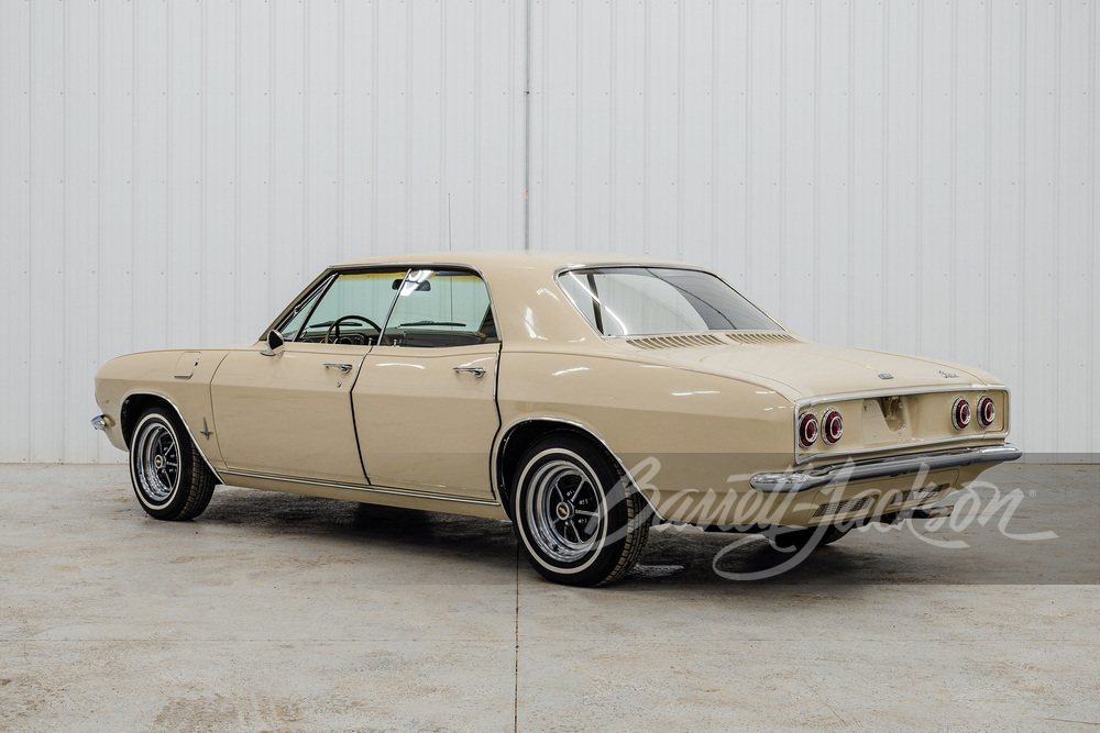 1965 CHEVROLET CORVAIR MONZA - Rear 3/4 - 260627