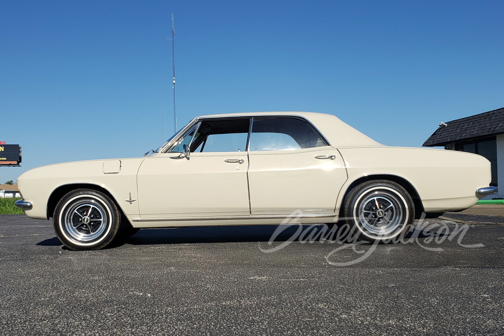 1965 CHEVROLET CORVAIR MONZA - Side Profile - 260627