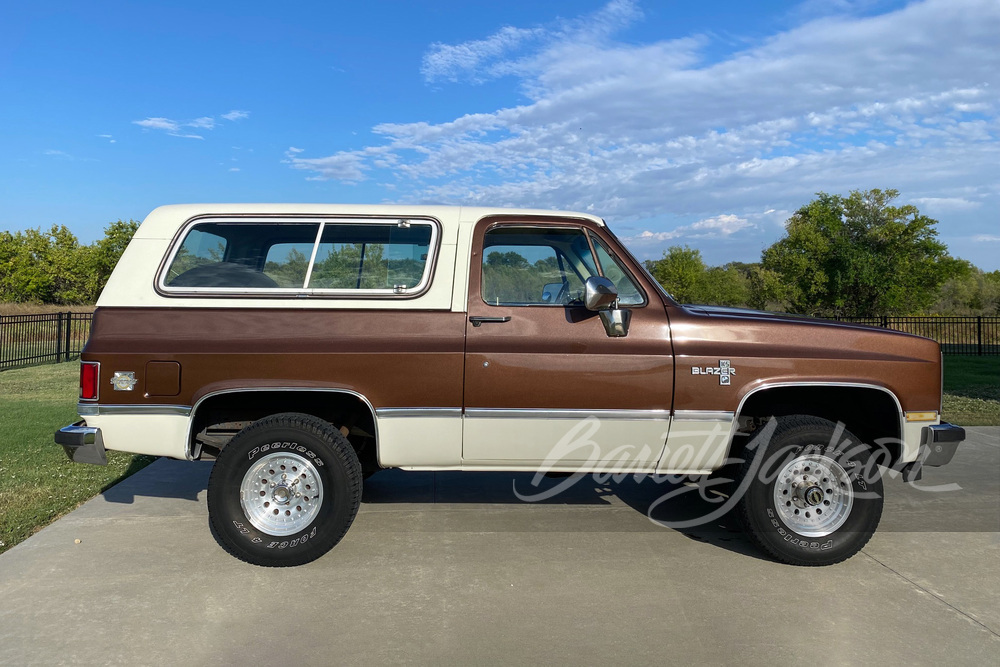 1984 CHEVROLET K5 BLAZER - Side Profile - 260696