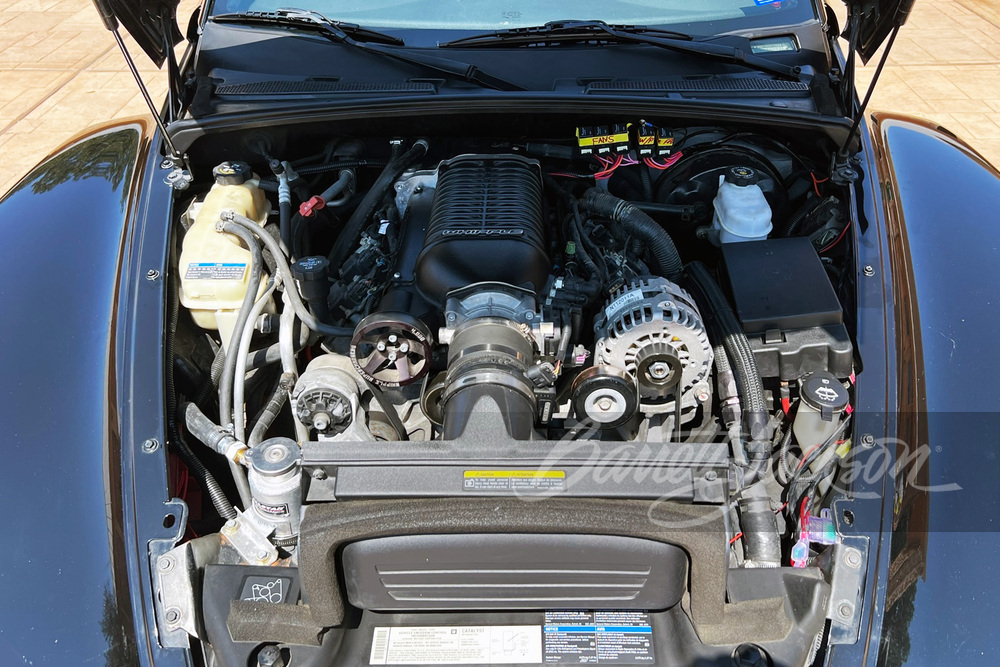 2005 CHEVROLET SSR CUSTOM PICKUP - Engine - 260982