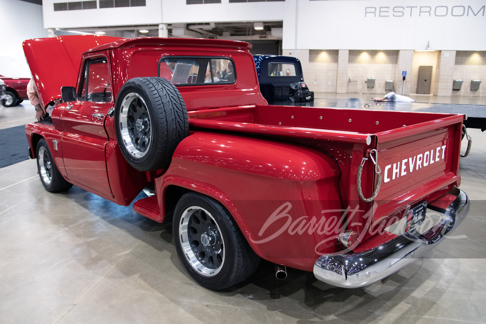1964 CHEVROLET C10 PICKUP - Rear 3/4 - 261257