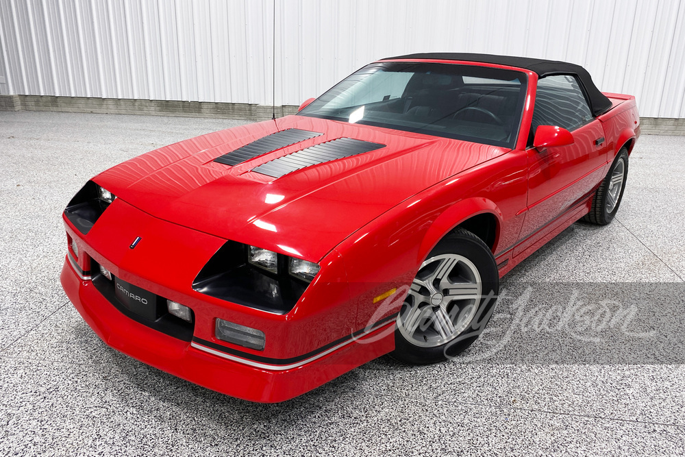 1990 CHEVROLET CAMARO IROC-Z CONVERTIBLE - Front 3/4 - 261511