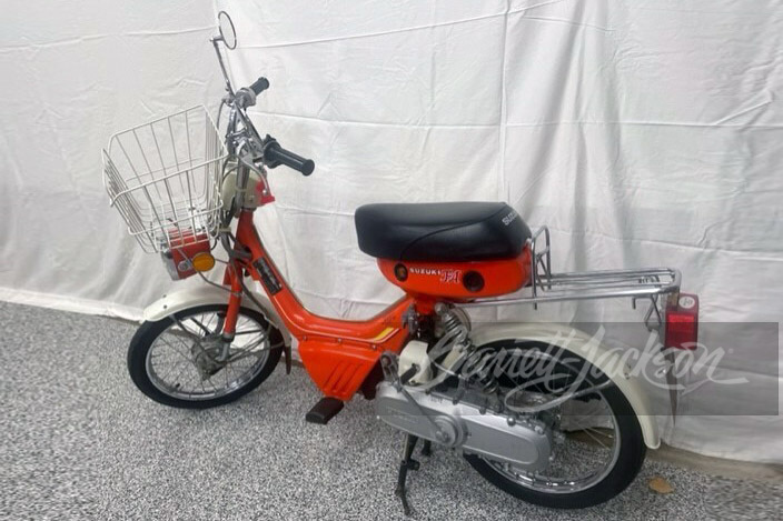1981 SUZUKI FA50 MOPED - Rear 3/4 - 261584