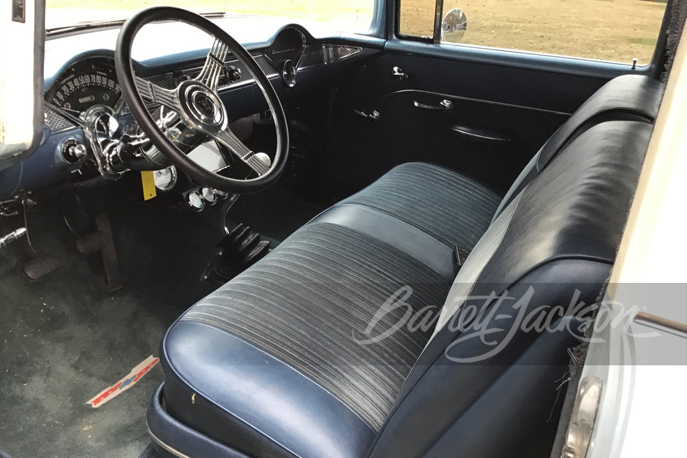 1955 CHEVROLET 210 CUSTOM 2-DOOR POST - Interior - 261589