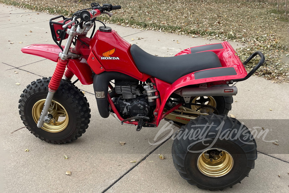 1984 HONDA ATC 250R 3-WHEELER - Side Profile - 261607