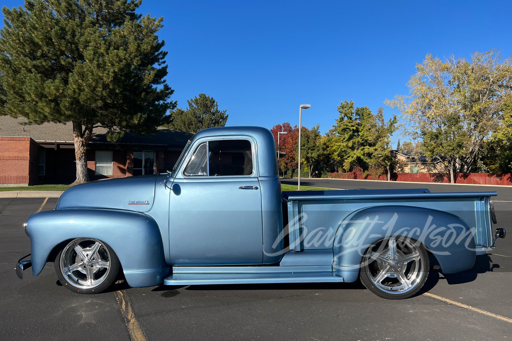 1953 CHEVROLET 3100 CUSTOM PICKUP - Side Profile - 261642