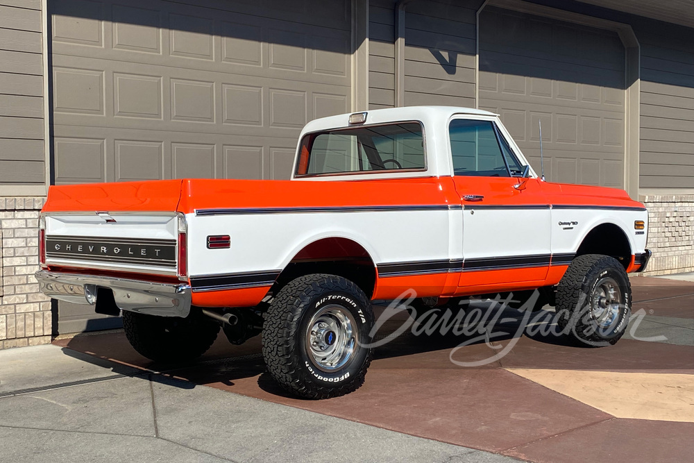 1971 CHEVROLET K10 PICKUP - Rear 3/4 - 261687
