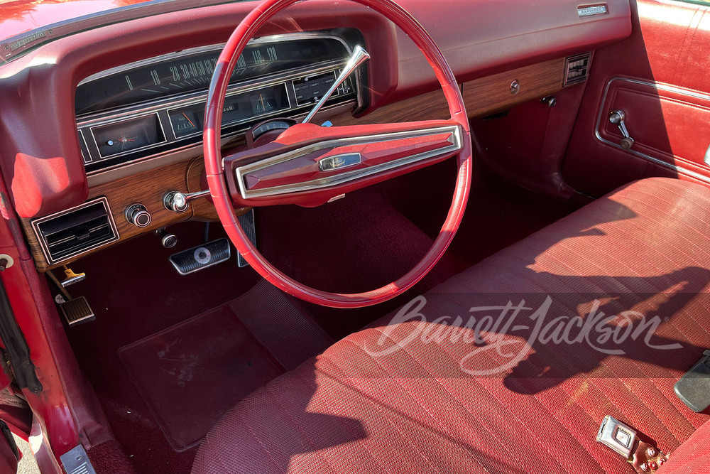 1970 FORD RANCHERO SQUIRE PICKUP - Interior - 261756