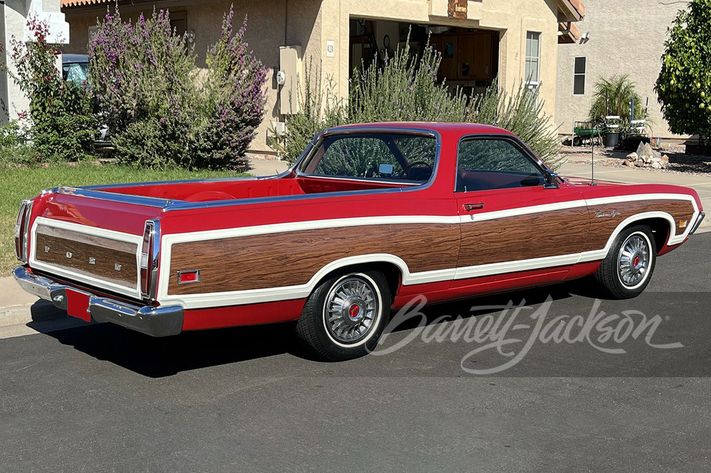 1970 FORD RANCHERO SQUIRE PICKUP - Rear 3/4 - 261756