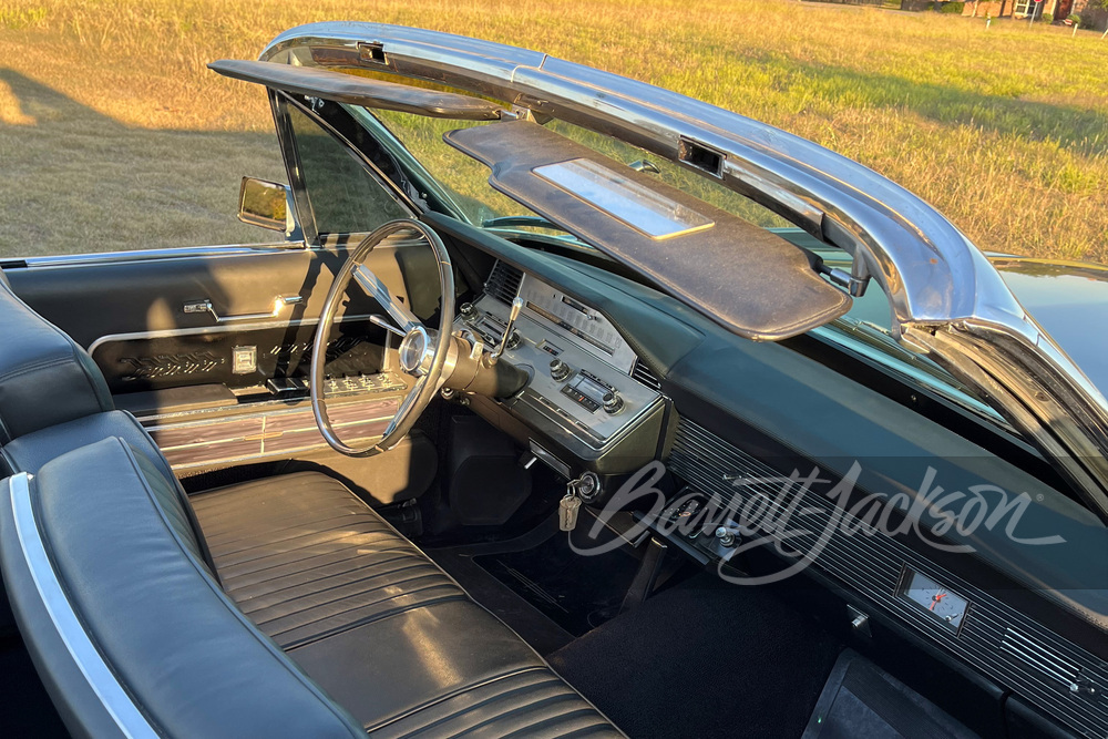 1966 LINCOLN CONTINENTAL CUSTOM CONVERTIBLE - Interior - 261795