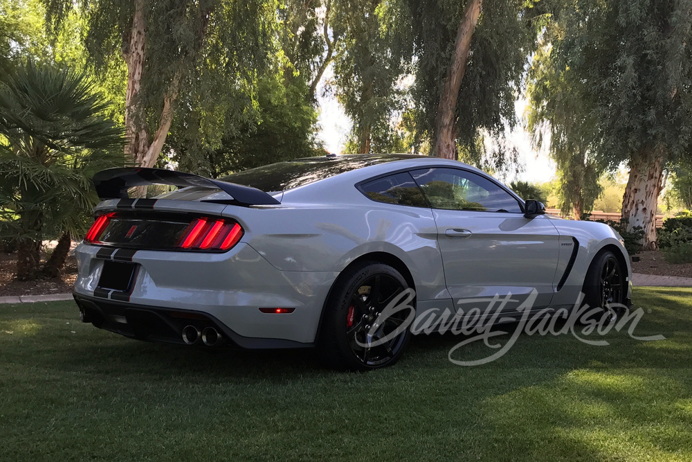 2017 FORD SHELBY GT350R - Rear 3/4 - 261898