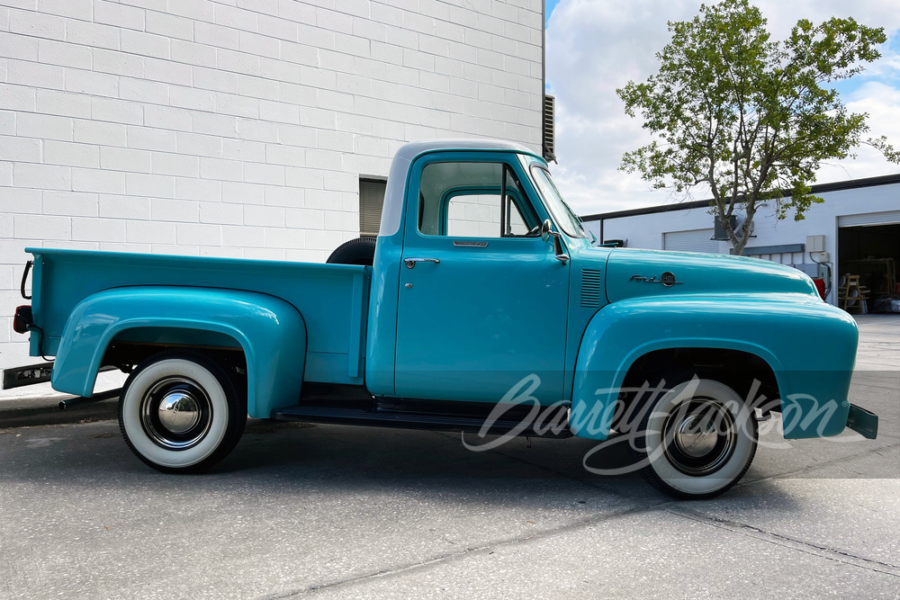 1955 FORD F-100 PICKUP - Side Profile - 261986