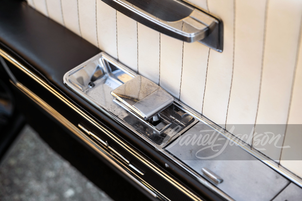 1964 LINCOLN CONTINENTAL CUSTOM CONVERTIBLE - Misc 33 - 262047